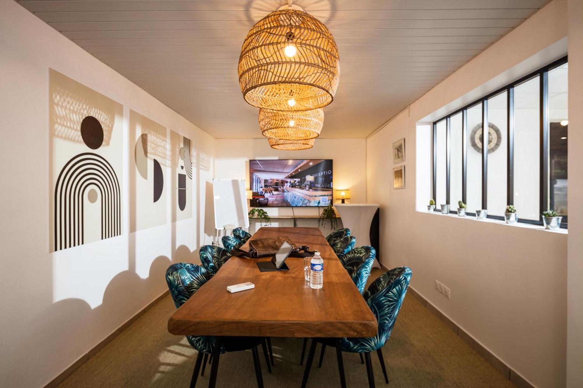 Hotel Les Sables - Urban Style - By Logis Hotels Canet-en-Roussillon Eksteriør billede